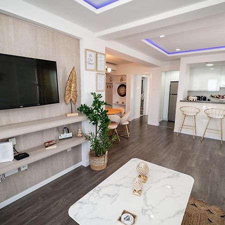 Lazuli Beachfront Sea View Ap144 Larnaca Extérieur photo